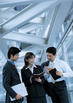 「ビジネスシーンで差をつける！おしゃれで機能的なメンズ日傘おすすめガイド」